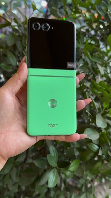 Motorola Razr 60 2sim ram 8/256GB màu Xanh, giá rẻ. Mua bán Điện thoại tại Quận Bình Tân Tp Hồ Chí Minh được đăng bởi Hoàng Anh hình 1