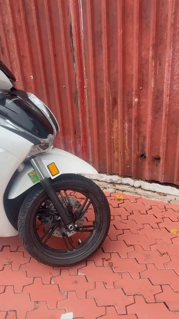 SH350i Trắng Đen Sporty máy Thái BSTP. Mua bán Xe máy tại Quận 11 Tp Hồ Chí Minh được đăng bởi Cường Lê hình 1