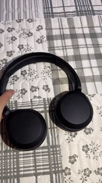 Tai nghe Sony WH-CH520 Đen Mới 99%. Mua bán Tivi, Âm thanh tại Thành phố Kon Tum Kon Tum được đăng bởi Thảo Đặng hình 1
