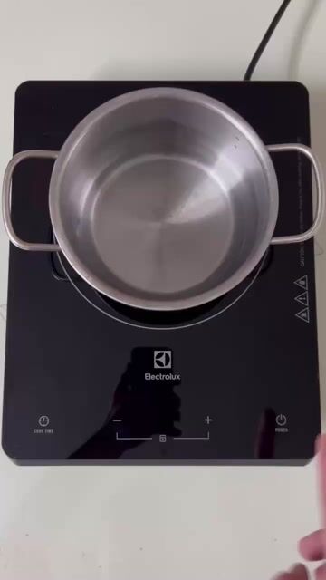 Bếp từ Electrolux chính hãng ít dùng. Mua bán Bếp, lò, đồ điện nhà bếp tại Quận Bình Thạnh Tp Hồ Chí Minh được đăng bởi hiếu hình 1