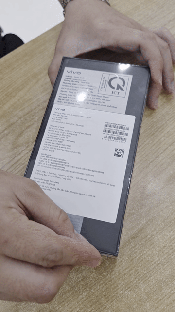 Vivo V70 5G 12GB/256GB Xám mới  99%. Mua bán Điện thoại tại Quận Bình Tân Tp Hồ Chí Minh được đăng bởi Ngoc Hien Chau hình 1