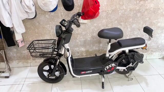 Xe đạp điện mini nhà đi kỹ 07. Mua bán Xe điện tại Quận 12 Tp Hồ Chí Minh được đăng bởi Hiếu 02 hình 1