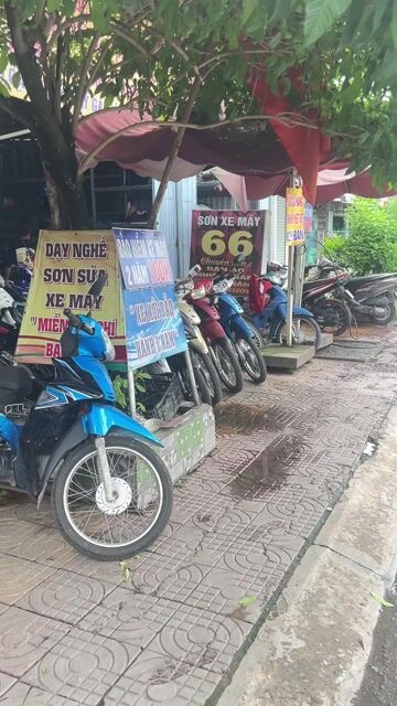 xe axelo suzuki trắng xanh gp. Mua bán Xe máy tại Thành phố Sa Đéc Đồng Tháp được đăng bởi XE MÁY 66 ĐỒNG THÁP hình 1