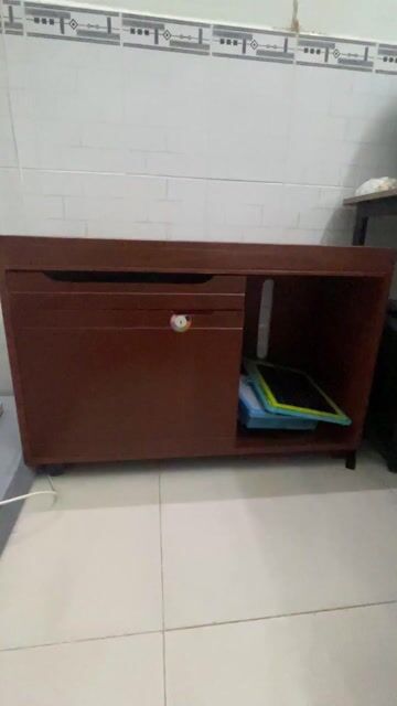 Bàn học Gỗ Nâu 90x40x60cm. Mua bán Bàn ghế tại Quận Gò Vấp Tp Hồ Chí Minh được đăng bởi Trâm hình 1