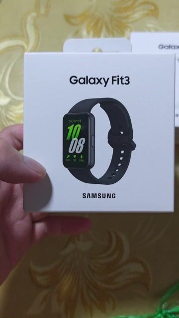 Đồng hồ thông minh Samsung Galaxy Fit3. Mua bán Thiết bị đeo thông minh tại Quận Liên Chiểu Đà Nẵng được đăng bởi NGUYỄN HUY hình 1