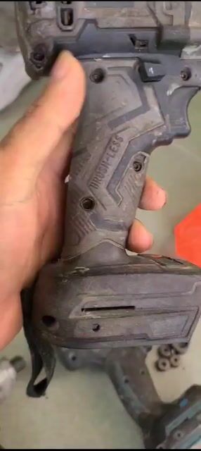 Xác máy khoan pin + xác máy cắt. Mua bán Đồ chuyên dụng, Giống nuôi trồng tại Huyện Châu Thành Sóc Trăng được đăng bởi Máy Khoan Hàng Bãi Nhật hình 1