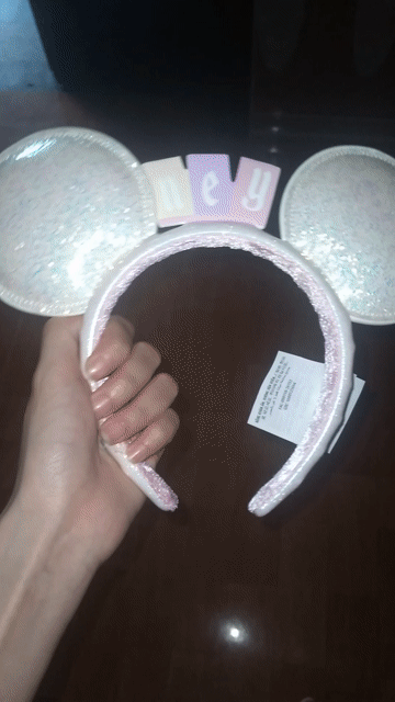 Băng đô tai chuột Disney nhũ lấp lánh đẹp mê xỉu. Mua bán Phụ kiện thời trang khác tại Huyện Quỳnh Phụ Thái Bình được đăng bởi Nguyễn Bảo Ngọc hình 1