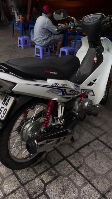 Yamaha Sirius 50cc Trắng xanh. Mua bán Xe máy tại Quận 11 Tp Hồ Chí Minh được đăng bởi Nguyễn Bạch Long hình 1