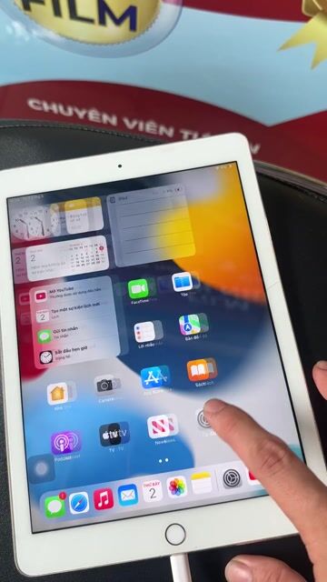 Apple iPad Air 2 64GB Vàng. Mua bán Máy tính bảng tại Thành phố Thủ Đức Tp Hồ Chí Minh được đăng bởi thiên hình 1