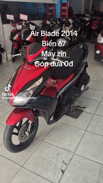 Honda Air Blade 2014 Đen đỏ. Mua bán Xe máy tại Quận Bình Thuỷ Cần Thơ được đăng bởi Xe Máy Bảo Nhi hình 1