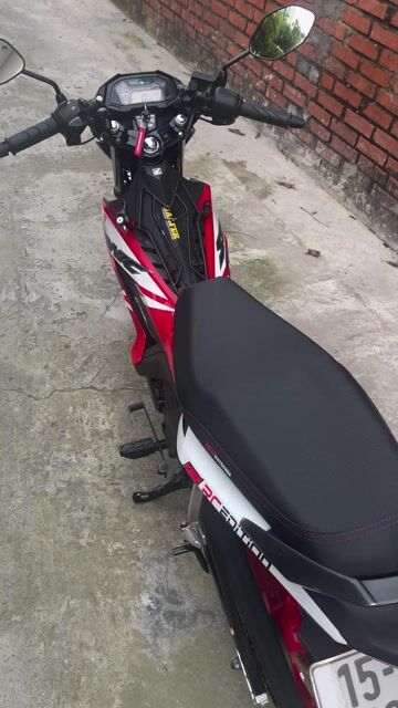 Honda Sonic Trắng Đỏ. Mua bán Xe máy tại Huyện An Lão Hải Phòng được đăng bởi Như Hoa hình 1