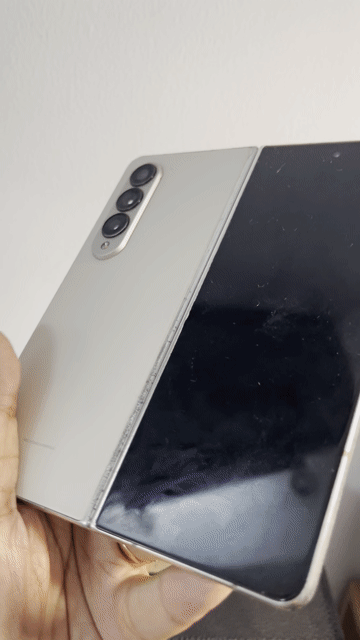 Samsung Galaxy Z Fold4 256GB Màu Trắng. Mua bán Điện thoại tại Quận Tân Bình Tp Hồ Chí Minh được đăng bởi Tran Minh Anh hình 1