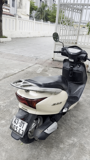Honda Lead Vàng kem Đã sử dụng. Mua bán Xe máy tại Quận Liên Chiểu Đà Nẵng được đăng bởi Lê Sang hình 1