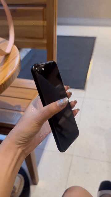 Nhượng iPhone SE 2020 128GB nguyên zin đẹp. Mua bán Điện thoại tại Quận Tây Hồ Hà Nội được đăng bởi luư niệm hình 1