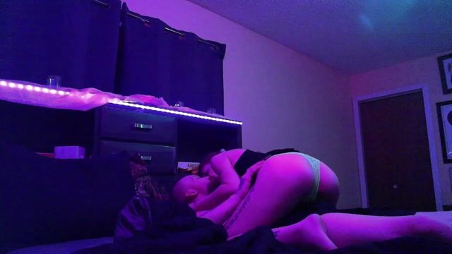 Model - Peechy_Keen sexy