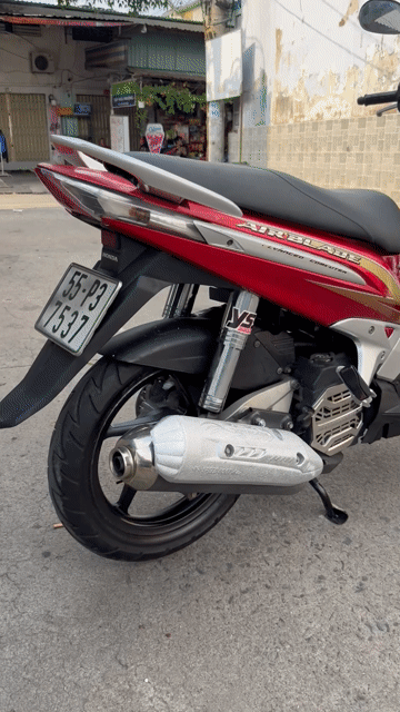 Honda Air Blade Fi 2010 BSTP Chính Chủ Zin êm 98%. Mua bán Xe máy tại Quận Bình Tân Tp Hồ Chí Minh được đăng bởi Cửa Hàng Xe Máy Gia Kiệt hình 1
