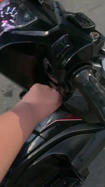 Honda Air Blade Thể thao Đen. Mua bán Xe máy tại Quận Sơn Trà Đà Nẵng được đăng bởi Trần Hữu Quốc Khang hình 1