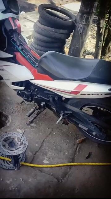 Đang kẹt tiền bán xe Ex để mua ô tô. Mua bán Xe máy tại Huyện Trảng Bom Đồng Nai được đăng bởi Quyền hình 1