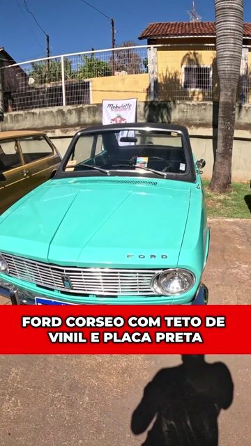 FORD CORSEO COM TETO DE VINIL E PLACA PRETA