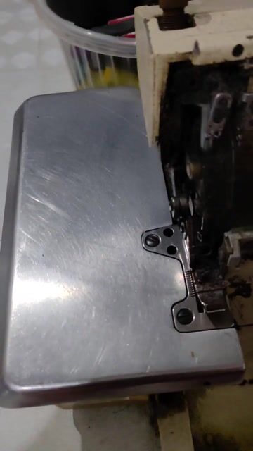 Máy vắt sổ JUKI BD4-300 4 chỉ. Mua bán Đồ chuyên dụng, Giống nuôi trồng tại Huyện Bình Chánh Tp Hồ Chí Minh được đăng bởi Hang Phan hình 1