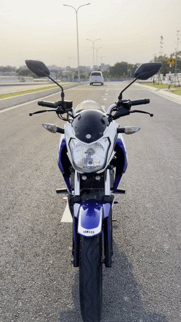 Yamaha Fz150 2015 Trắng Xanh. Mua bán Xe máy tại Thành phố Thủ Đức Tp Hồ Chí Minh được đăng bởi NGUYỄN VĂN TOÀN hình 1