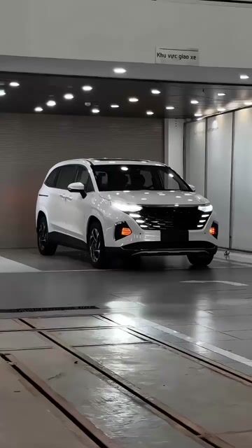 Custin 07 Chỗ Cửa Lùa 2025. Mua bán Ô tô tại Huyện Châu Thành Trà Vinh được đăng bởi Đạt Hyundai Bến Tre hình 1