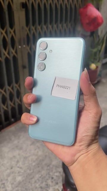 Samsung Galaxy M35 5G 256GB Xanh 99% Đời Cao. Mua bán Điện thoại tại Quận 4 Tp Hồ Chí Minh được đăng bởi Quốc Đạt 888 hình 1