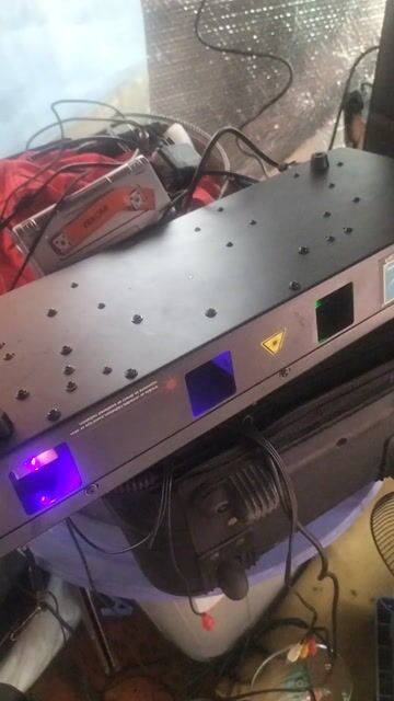 Đèn laser Welome Đen, Bạc trang trí. Mua bán Đèn tại Quận 5 Tp Hồ Chí Minh được đăng bởi tai hình 1