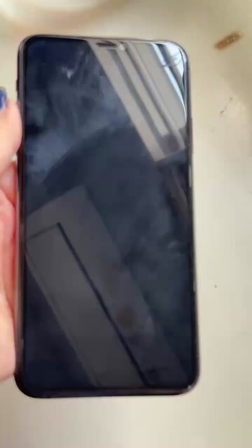 iPhone 11 Pro Max 512GB đen. Mua bán Điện thoại tại Quận 6 Tp Hồ Chí Minh được đăng bởi NHẬT HÀ hình 1