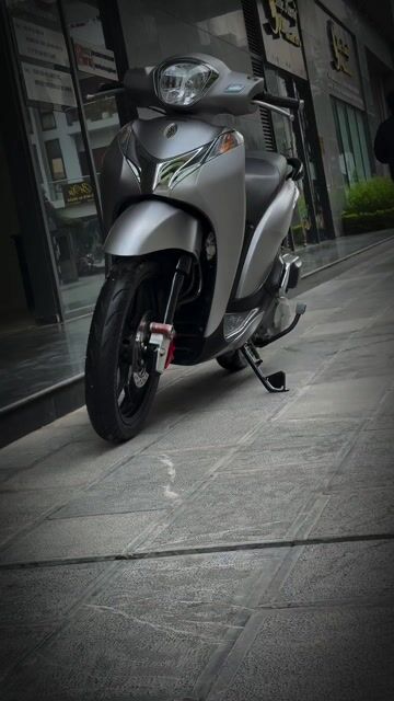 Honda Shmode Sport Edition 2017 Bạc. Mua bán Xe máy tại Quận Ba Đình Hà Nội được đăng bởi Xe Máy Nam Thi hình 1