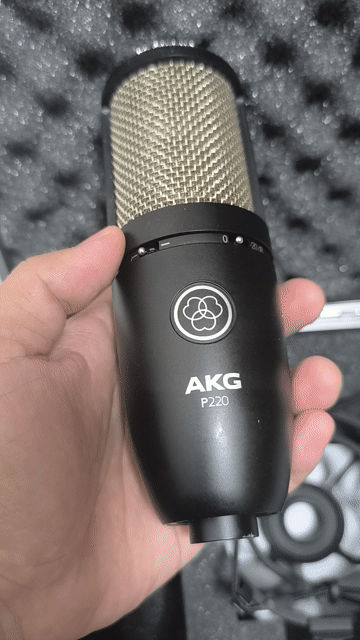 Microphone thu âm AKG P220 Đen. Mua bán Tivi, Âm thanh tại Huyện Củ Chi Tp Hồ Chí Minh được đăng bởi Nguyễn Tuấn Kiệt hình 1