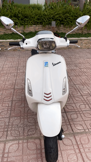 Piaggio Vespa Sprint 2014 Trắng. Mua bán Xe máy tại Quận Tân Phú Tp Hồ Chí Minh được đăng bởi Lê Văn Thắng hình 1