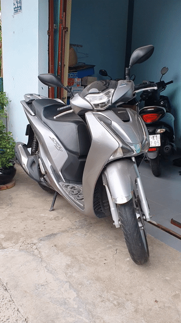 Honda SH150 ABS 2018 Xám 30000km. Mua bán Xe máy tại Thành phố Thủ Dầu Một Bình Dương được đăng bởi Huy trần hình 1