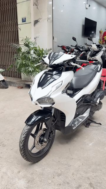 Honda Air Blade 125 2020 Trắng đen. Mua bán Xe máy tại Quận Thanh Khê Đà Nẵng được đăng bởi Thành Đại   hình 1