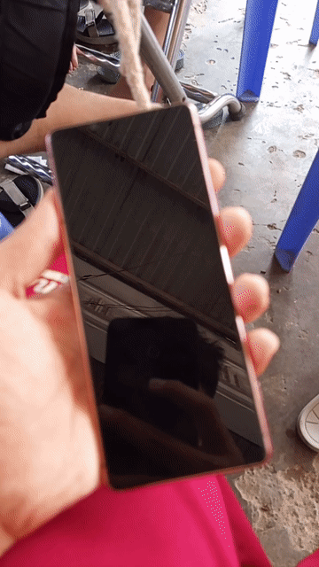 Sony Xperia 5 Mark III Sọc màn hình. Mua bán Linh kiện (RAM, Card...) tại Huyện Đông Hải Bạc Liêu được đăng bởi Anh Nguyen hình 1
