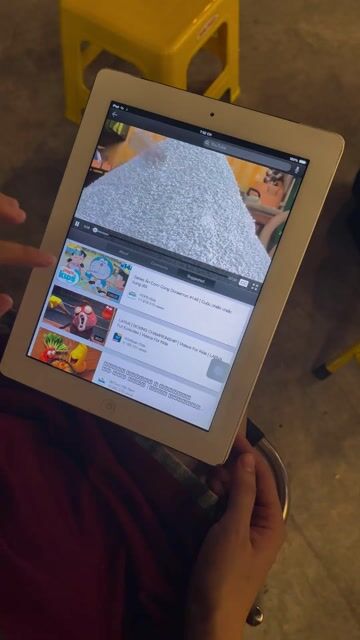 iPad 64GB Bạc. Mua bán Máy tính bảng tại Quận 3 Tp Hồ Chí Minh được đăng bởi Thanh Thuỷ hình 1
