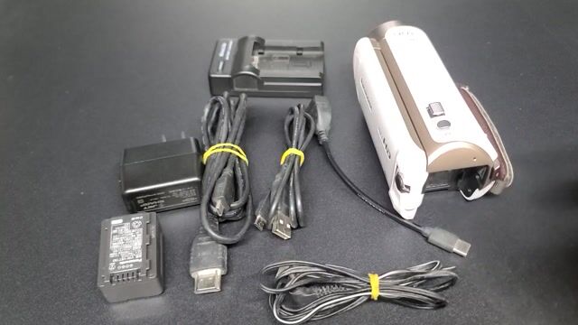 Máy quay phim Panasonic HC-W580M Trắng. Mua bán Máy ảnh, Máy quay tại Huyện Thoại Sơn An Giang được đăng bởi Hàng Nhật Bãi hình 1