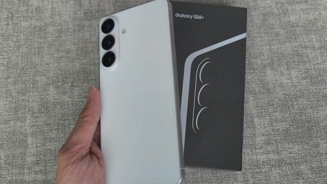 Samsung S26 Plus 256GB Trắng Mới kích SSVN Fullbox. Mua bán Điện thoại tại Quận 3 Tp Hồ Chí Minh được đăng bởi Minh Phạm  hình 1