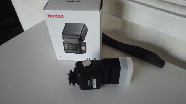 Đèn Flash Godox iT32 Như mới. Mua bán Máy ảnh, Máy quay tại Huyện Quảng Điền Thừa Thiên Huế được đăng bởi NHAT TRAN hình 1