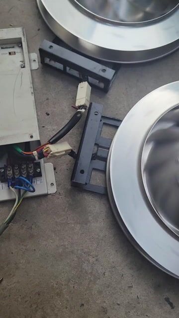 Quạt điện National 35cm Nhật Bản đã qua sử dụng. Mua bán Quạt tại Quận 8 Tp Hồ Chí Minh được đăng bởi Tran minh hình 1