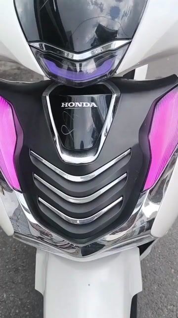 Honda SH 125i đẹp như mới đổi xe khác. Mua bán Xe máy tại Quận 10 Tp Hồ Chí Minh được đăng bởi Tommy hình 1