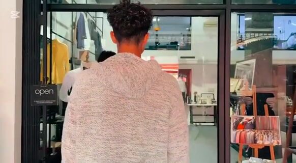 Le couturier daltonien