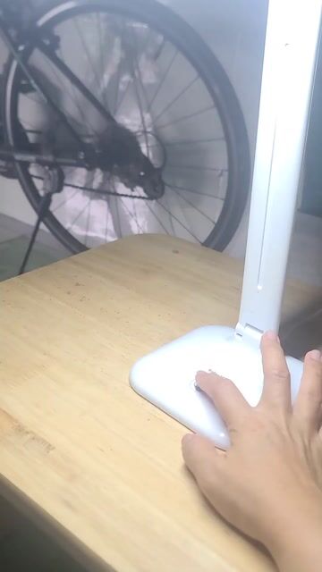 Đèn học Trắng 3 chế độ sáng. Mua bán Đèn tại Huyện Bình Chánh Tp Hồ Chí Minh được đăng bởi Linh Trân hình 1