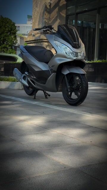 Honda PCX125 Classic 2015 Bạc Nhám Đẹp Nguyên. Mua bán Xe máy tại Quận Ba Đình Hà Nội được đăng bởi Xe Máy Nam Thi hình 1