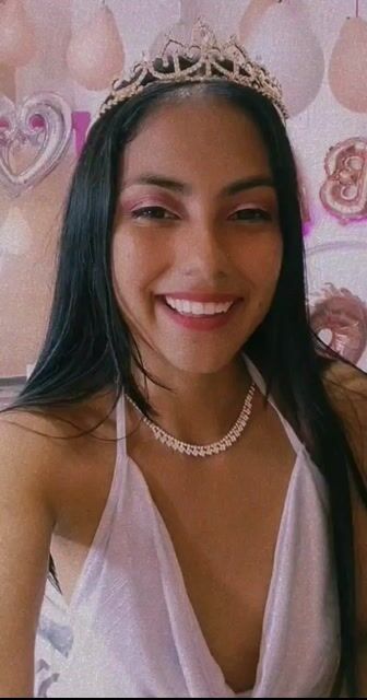 Model - Dina-rouse latina