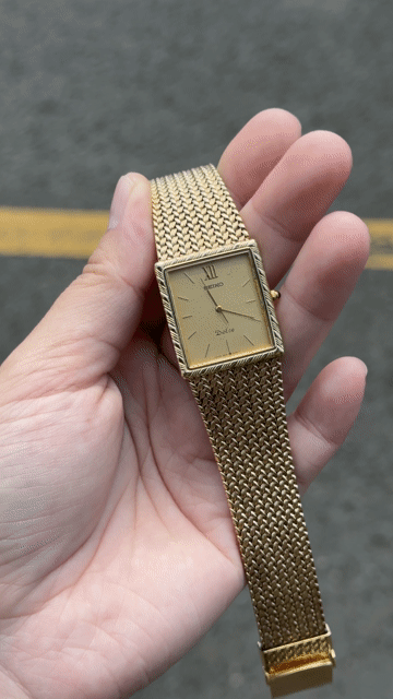 Đồng hồ Seiko Dolce Lụa Vàng 25x27mm. Mua bán Đồng hồ tại Thị xã Phước Long Bình Phước được đăng bởi Lê Thanh Tuyền hình 1