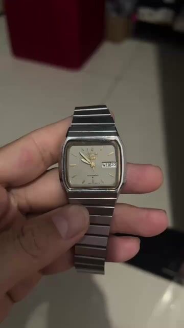 Đồng hồ cơ Seiko 5 Bạc Nam Thép 34mm. Mua bán Đồng hồ tại Thị xã Tân Châu An Giang được đăng bởi Tư Minh hình 1