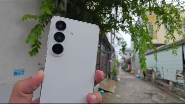 Samsung Galaxy S26 512GB Trắng. Mua bán Điện thoại tại Quận Ninh Kiều Cần Thơ được đăng bởi Lê Khang hình 1