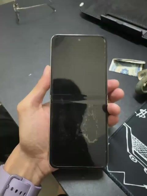 Dư bán zflip5 chấm mực ạ. Mua bán Điện thoại tại Thành phố Thủ Đức Tp Hồ Chí Minh được đăng bởi Hồ Thị Đào Duyên hình 1