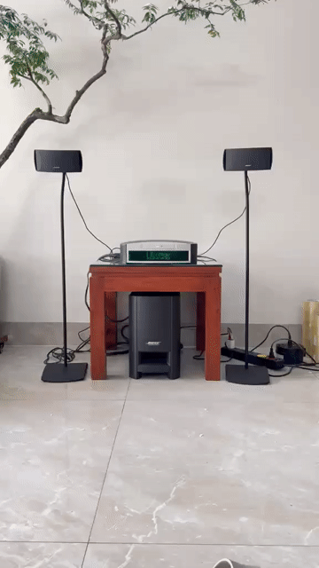 Dàn âm thanh Đen đã qua sử dụng. Mua bán Tivi, Âm thanh tại Huyện Đô Lương Nghệ An được đăng bởi Hao Phan hình 1